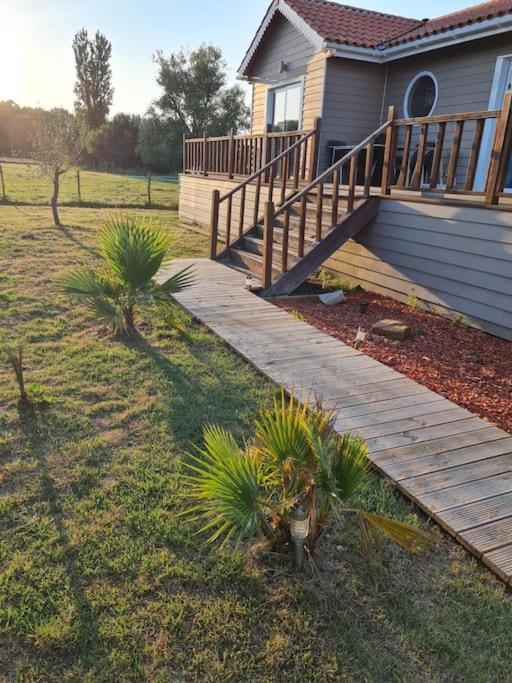 Chalet Cosy à 10min des plages- Soulac-sur-Mer Extérieur photo